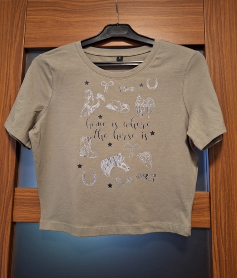 Crop top "Home is where the horse is" Nadanie 24h